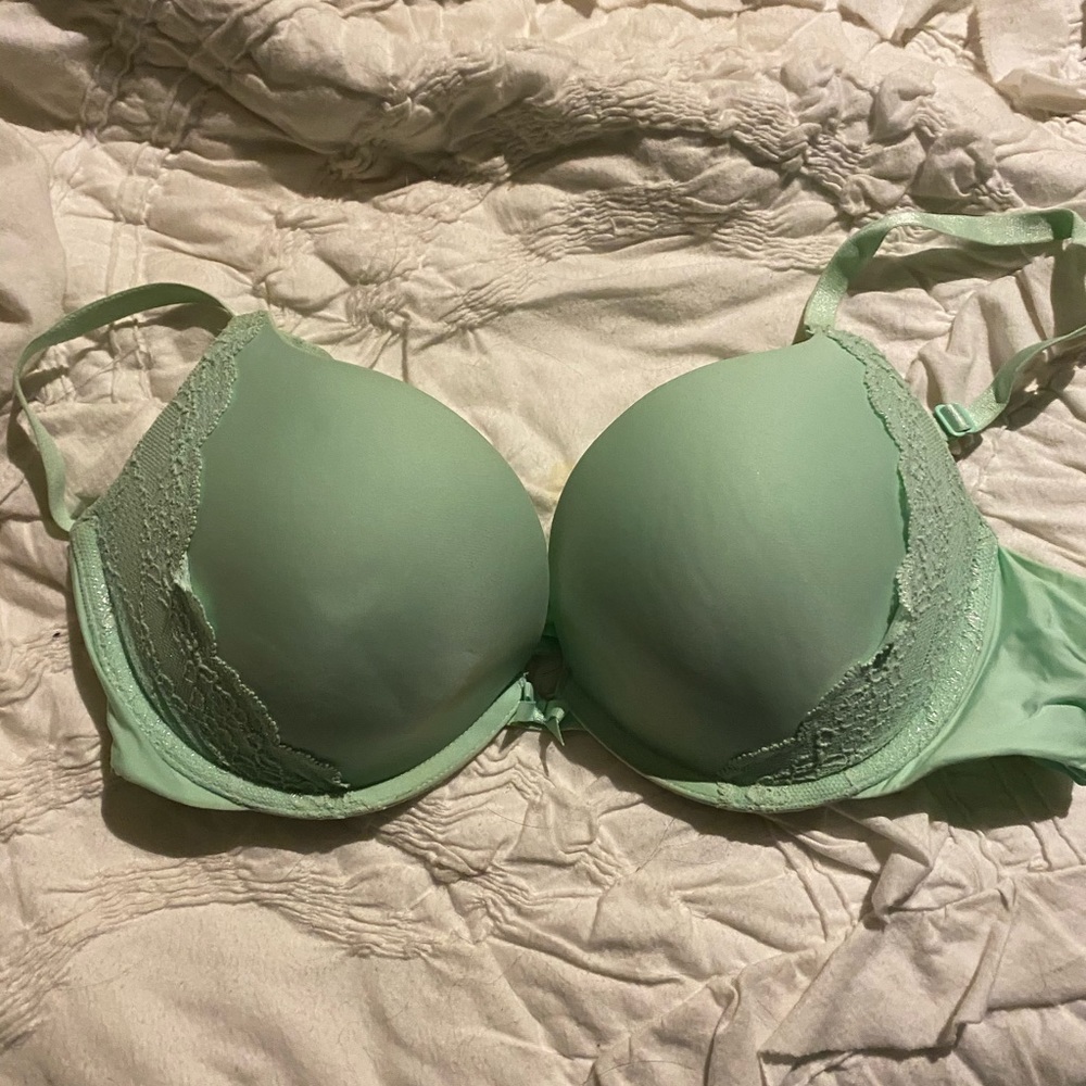 Victoria’s Secret bra